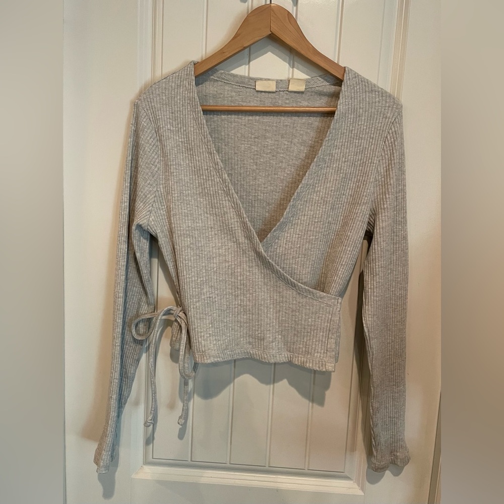 Levi’s - Vetiver Ribbed Wrap Crop Top